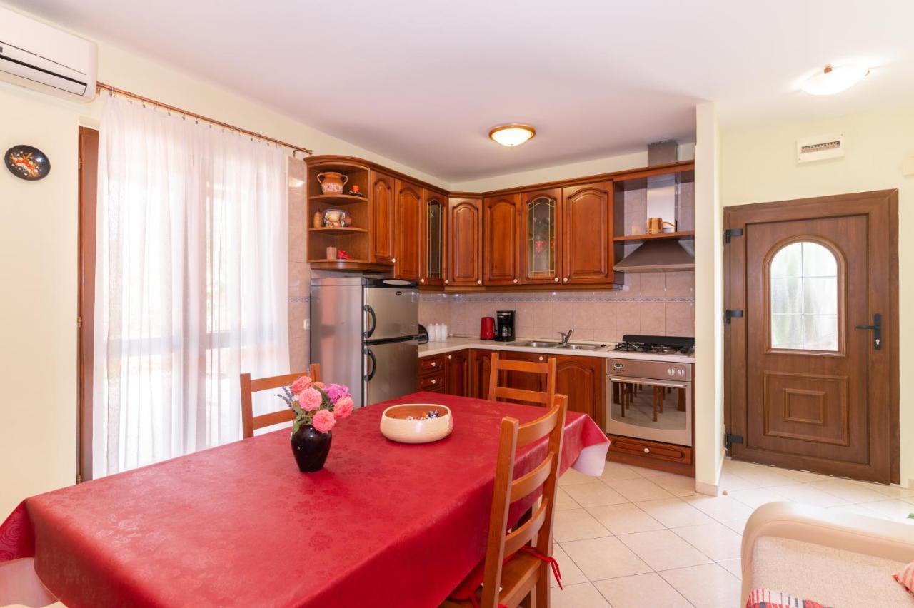 House Suzi Holiday home *